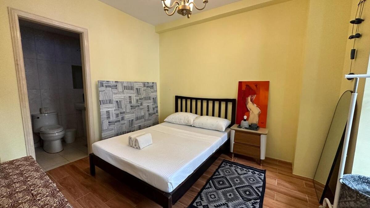Centrally Located Affordable With Kitchen Appartamento Boracay Island